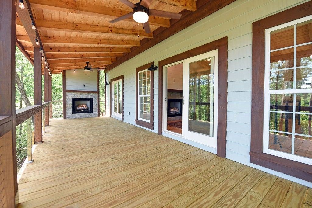 Blue Ridge, Georgia, 30513, United States, 2 Bedrooms Bedrooms, ,2 BathroomsBathrooms,Residential,For Sale,1805607