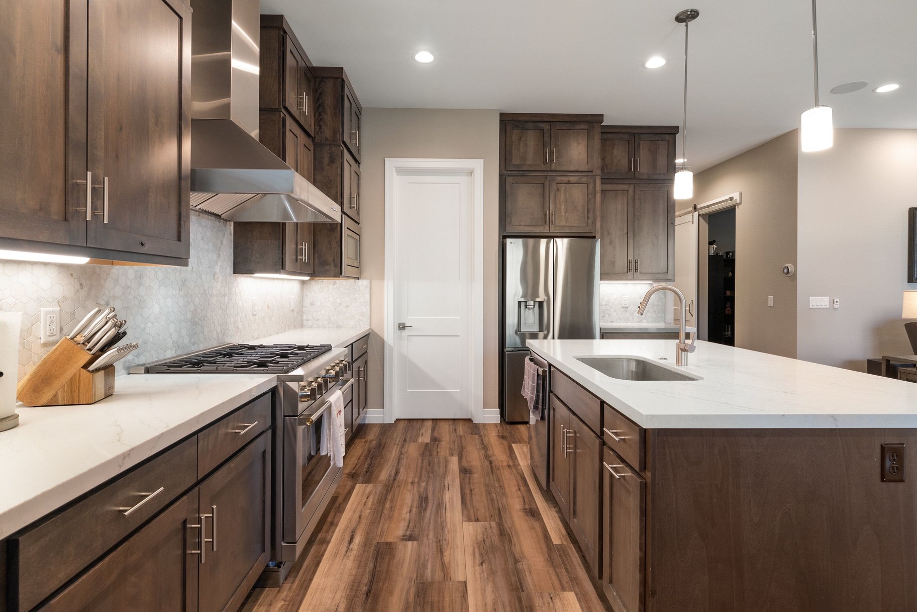  Built in 2024, Single level home minutes away from Silver Oak golf course - 物件實景