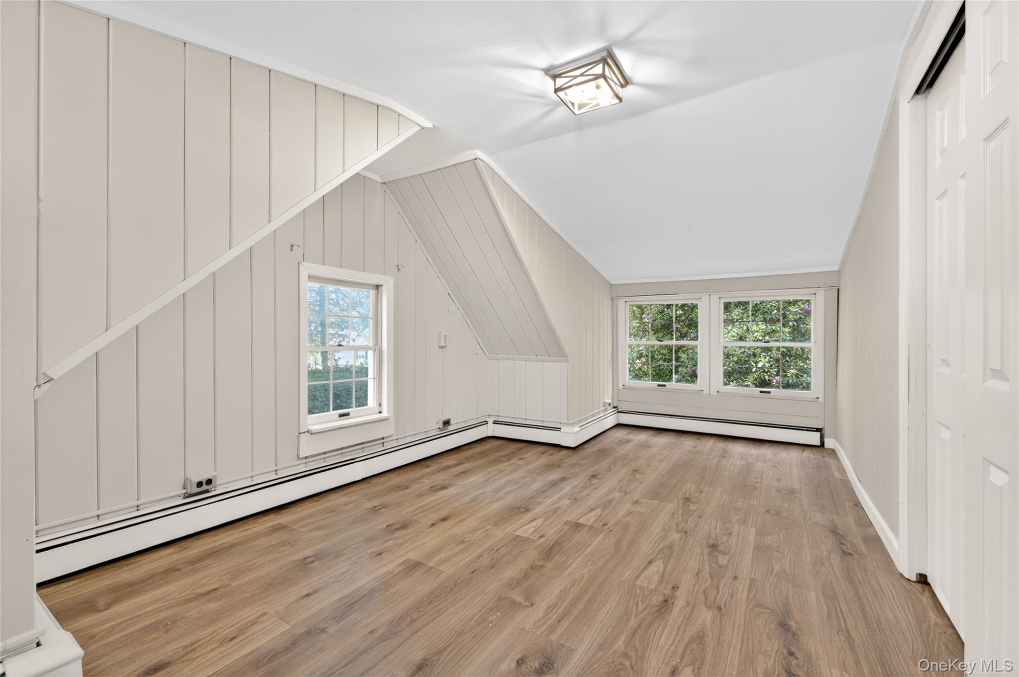  136 Lodge Avenue, Huntington Station, NY, 11746 - 物件實景