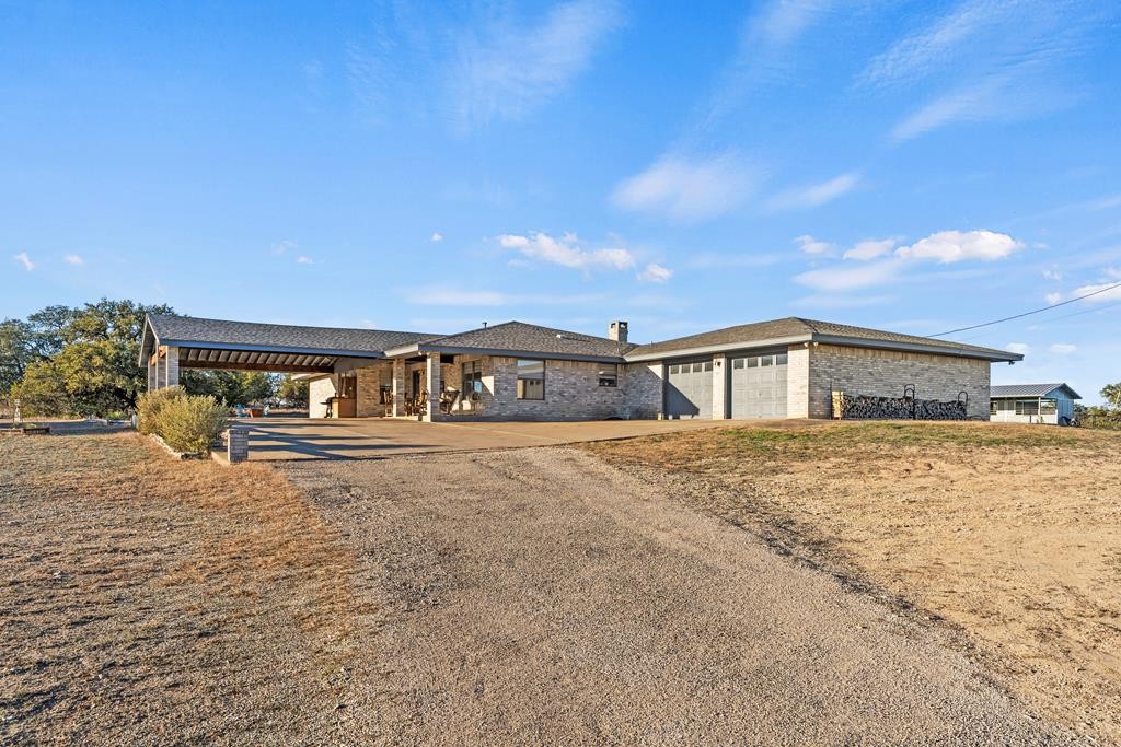 Kerrville, Texas, 78028, United States, 3 Bedrooms Bedrooms, ,3 BathroomsBathrooms,Residential,For Sale,1981282