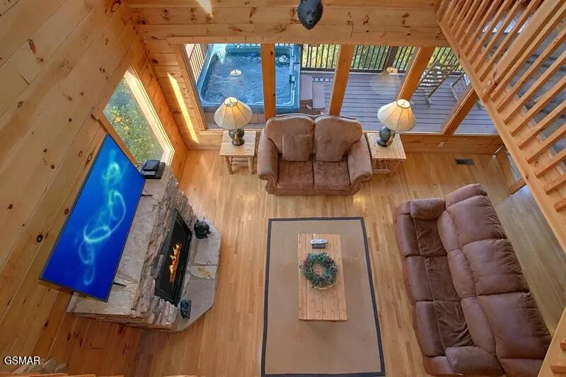 Sevierville, Tennessee, 37876, United States, 1 Bedroom Bedrooms, ,2 BathroomsBathrooms,Residential,For Sale,2005093