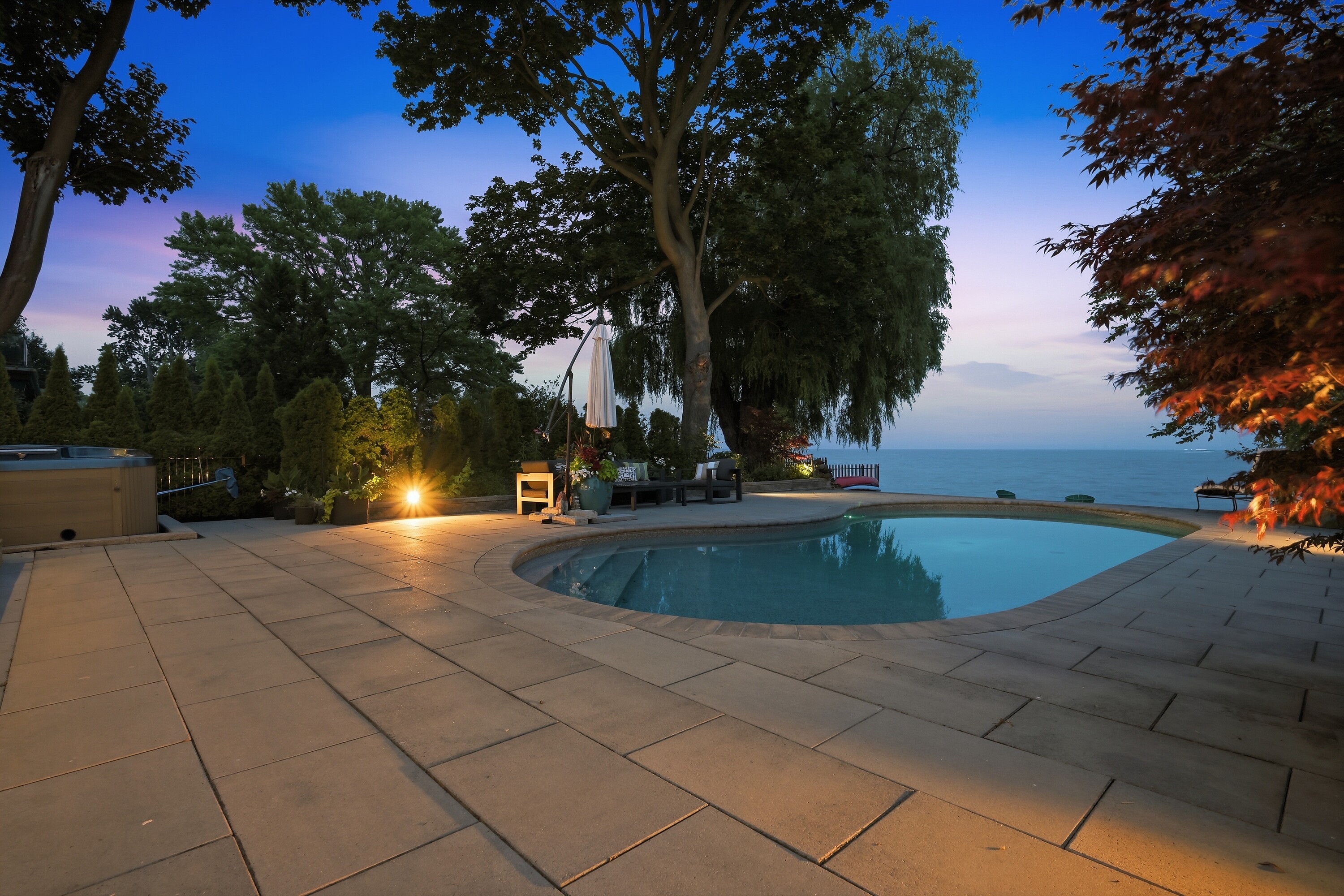  Stunning Waterfront Residence - 物件實景