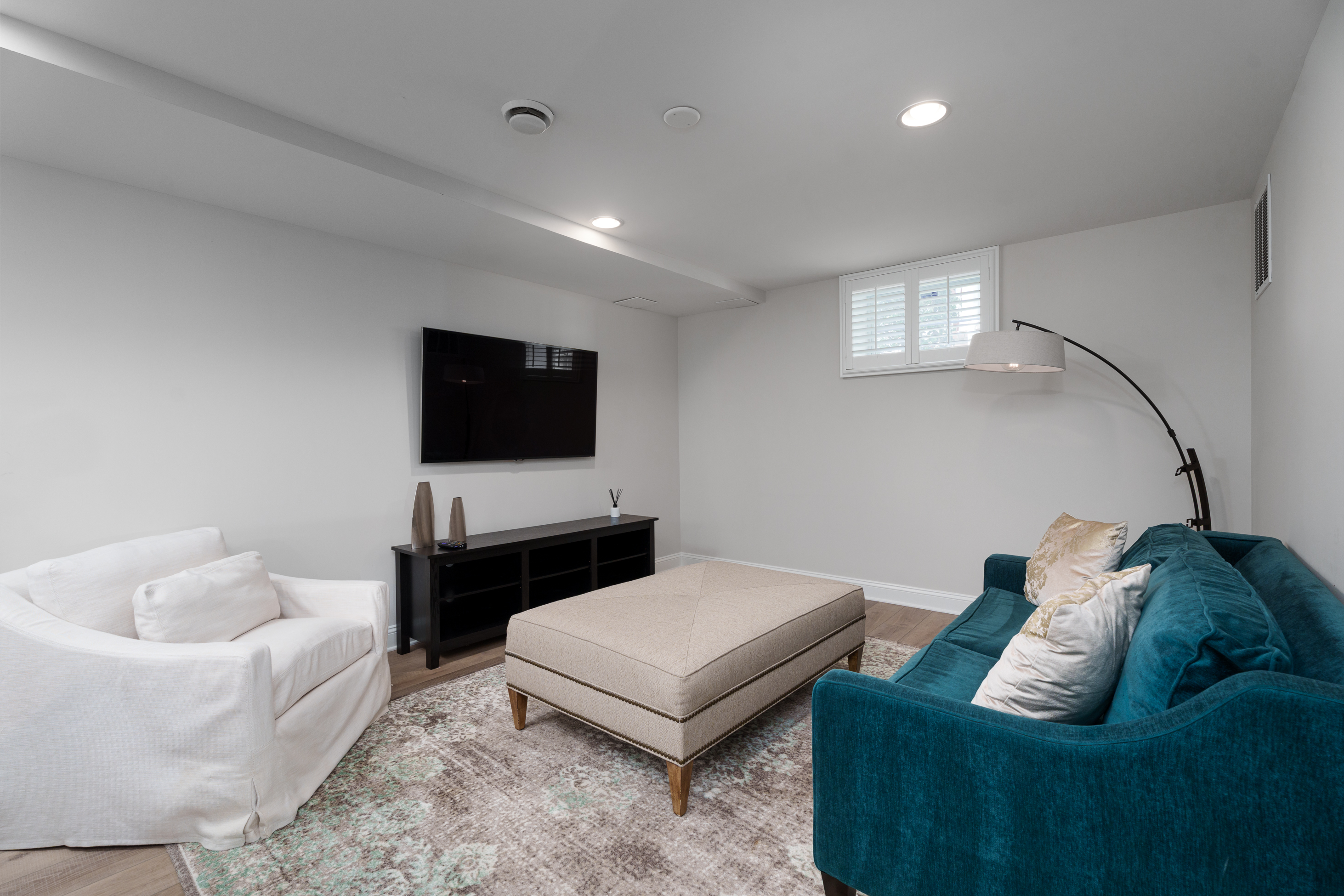  Turn-Key Town Center Home on a Picture-Perfect Lot - 物件實景