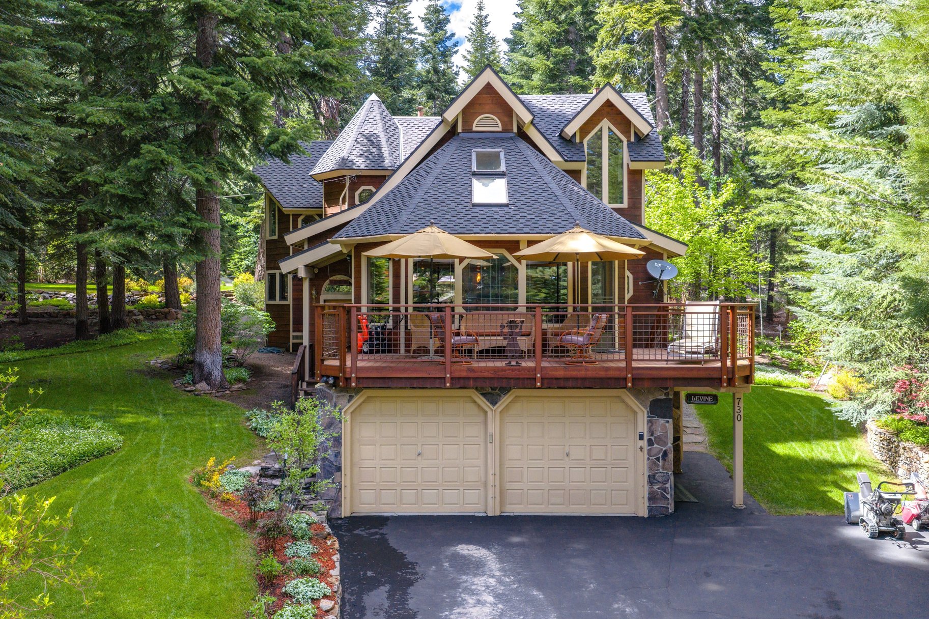  Carnelian Bay home backing to forest service and with an additional vacant lot - 物件實景