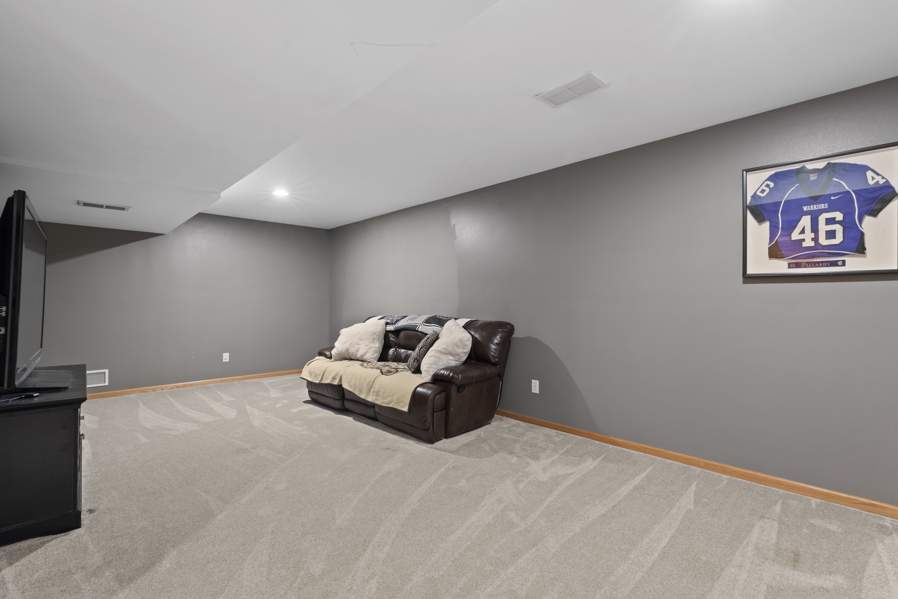  Desirable Pabst Farms Four Bedroom Colonial - 物件實景