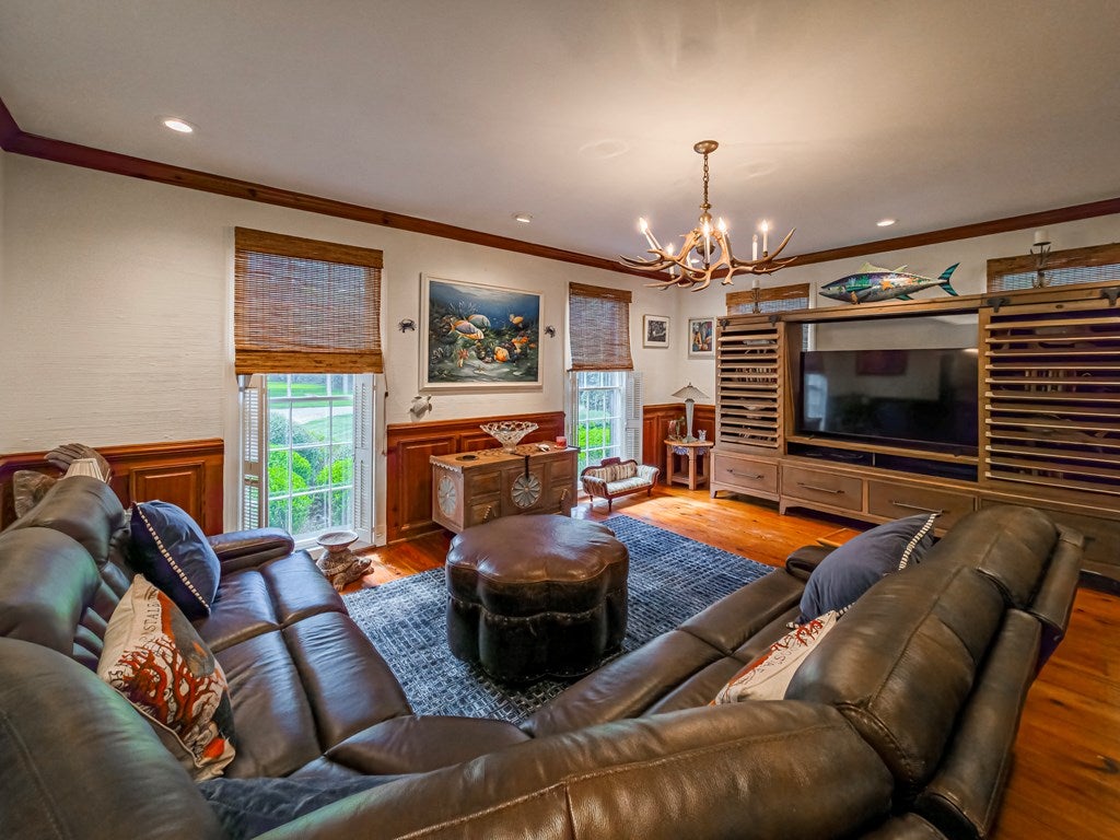 Leslie, Georgia, 31764, United States, 5 Bedrooms Bedrooms, ,4 BathroomsBathrooms,Residential,For Sale,1944897