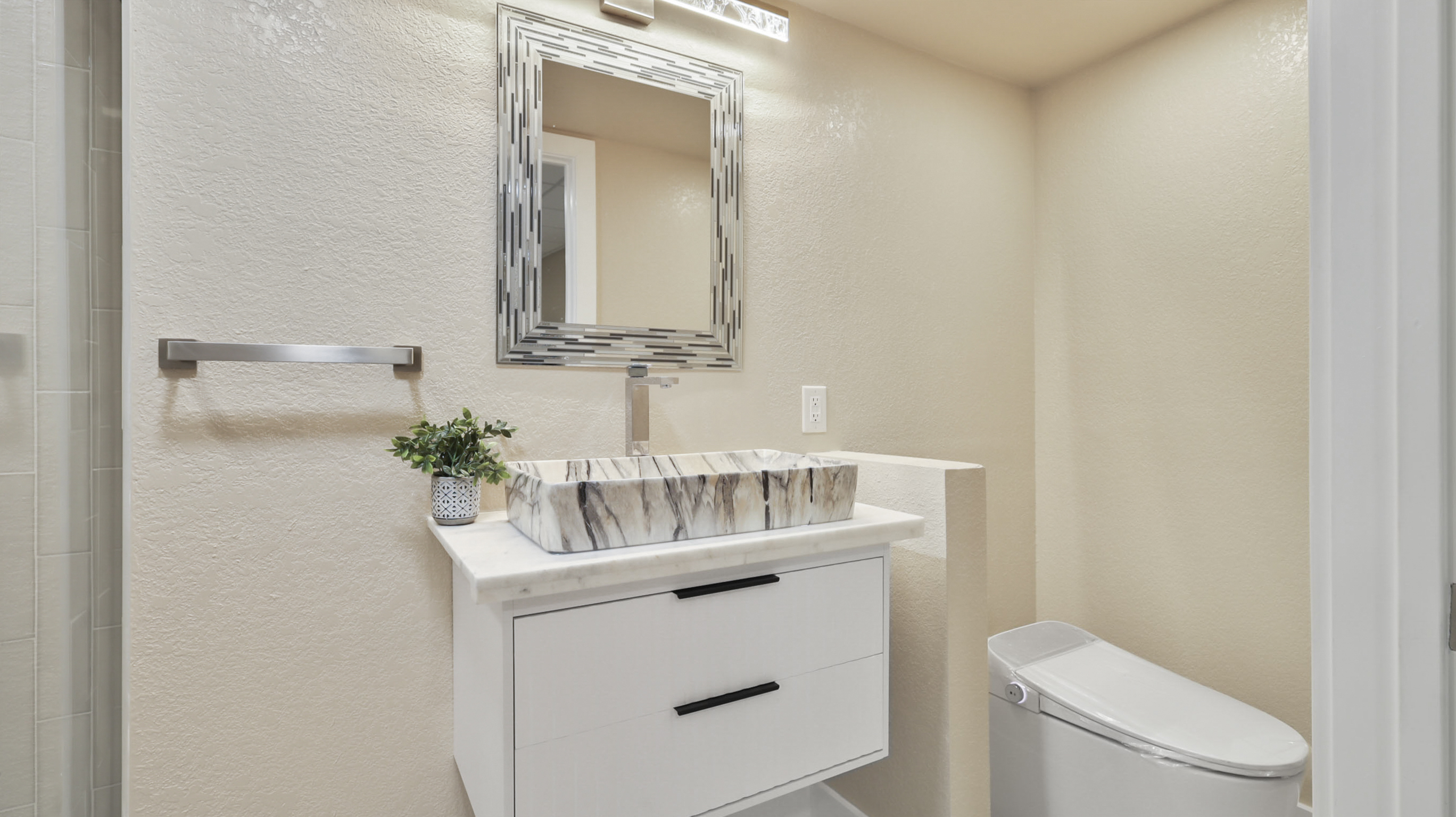 Lone Tree, Colorado, 80124, United States, 5 Bedrooms Bedrooms, ,5 BathroomsBathrooms,Residential,For Sale,1988752