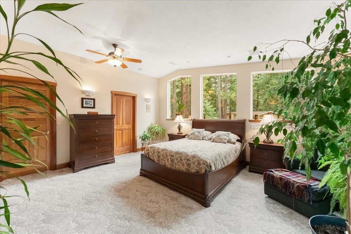 Mt Shasta, California, 96067, United States, 3 Bedrooms Bedrooms, ,2 BathroomsBathrooms,Residential,For Sale,1929082