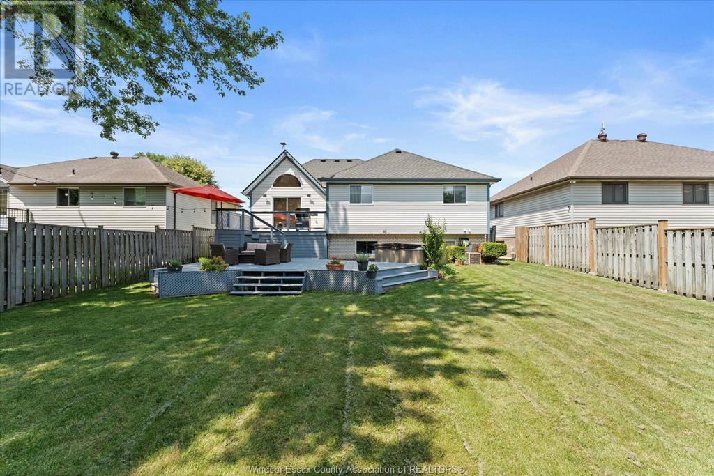 TECUMSEH, Ontario, N8N 4T1, CA, 5 Bedrooms Bedrooms, ,2 BathroomsBathrooms,Residential,For Sale,1902175