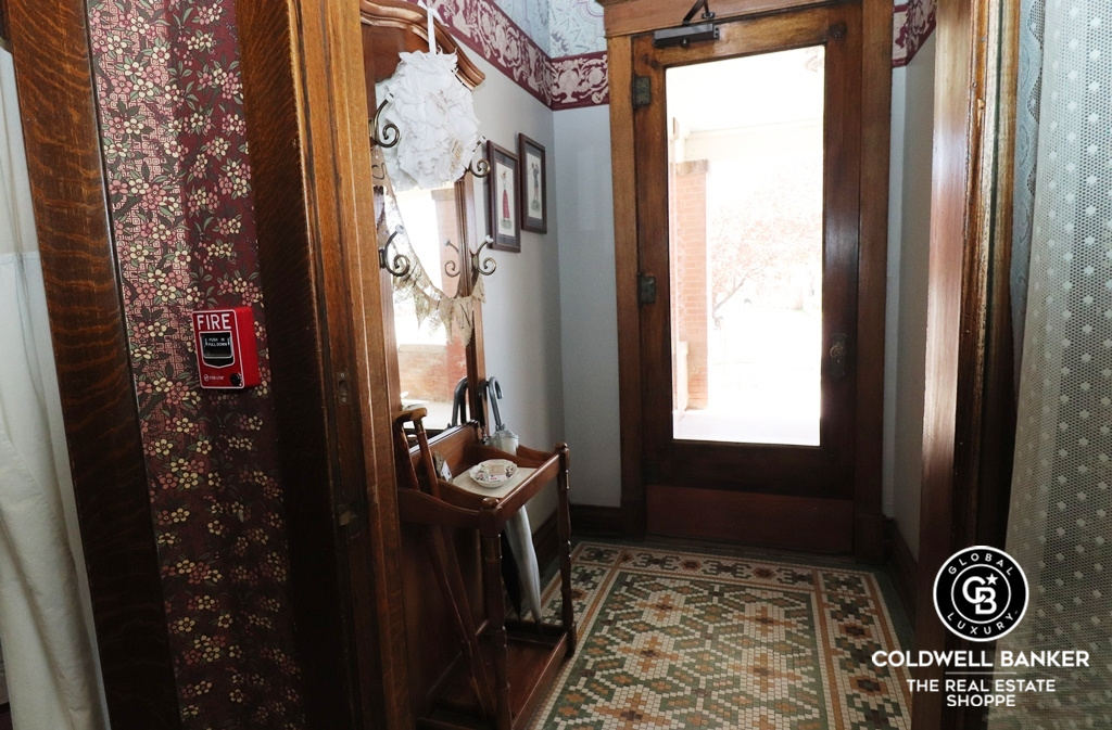 5th St, Garden City, KS 67846 #1