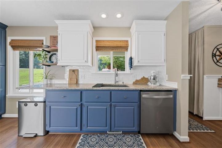 Fountain Run, Kentucky, 42133, United States, 4 Bedrooms Bedrooms, ,3 BathroomsBathrooms,Residential,For Sale,1827349
