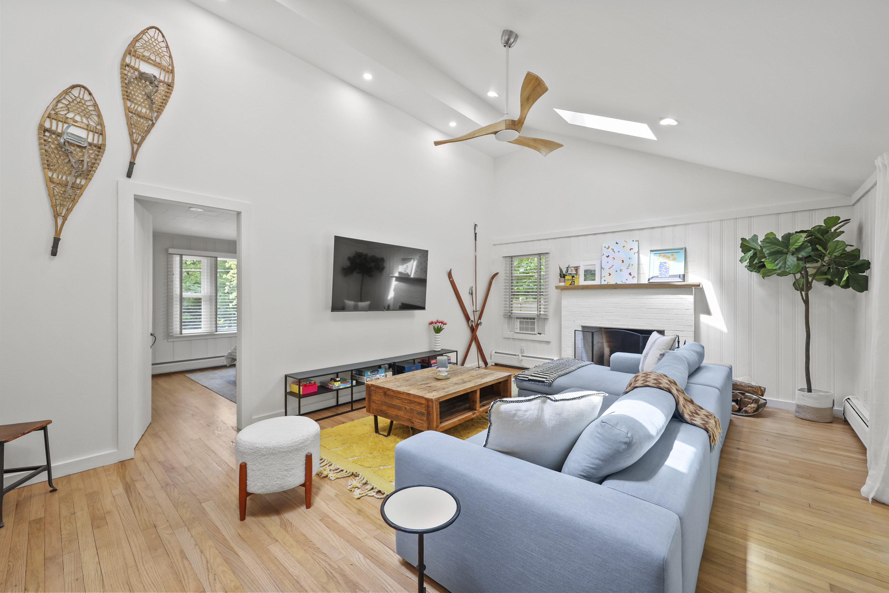 A Turnkey Berkshire Retreat Offering Style, Comfort, and an Exception Location - 物件實景