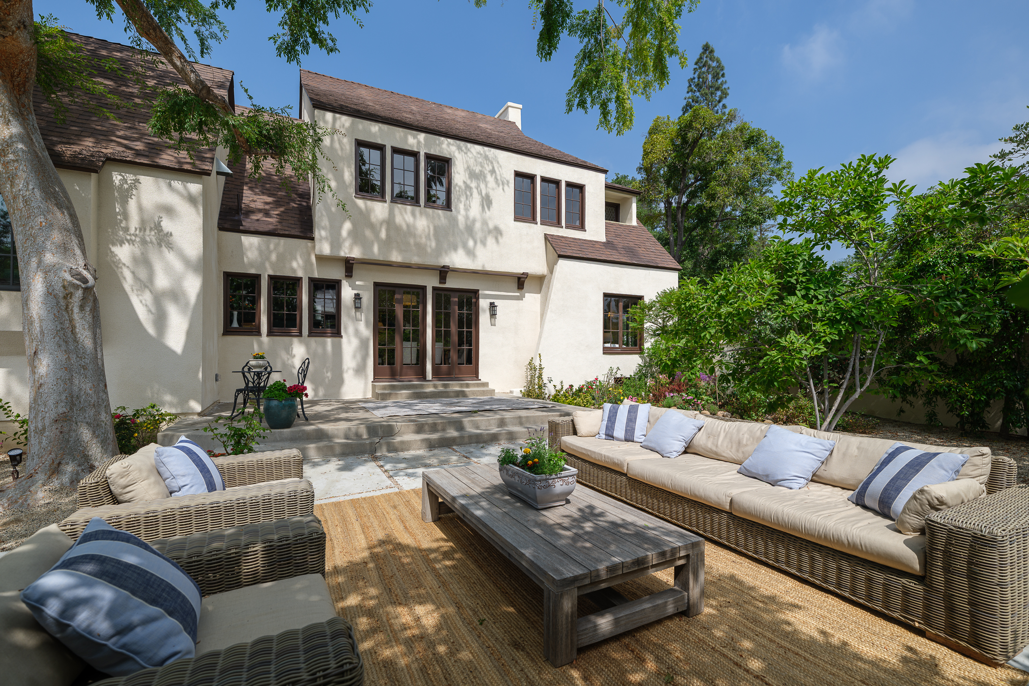  2384 East Orange Grove Boulevard - 物件實景