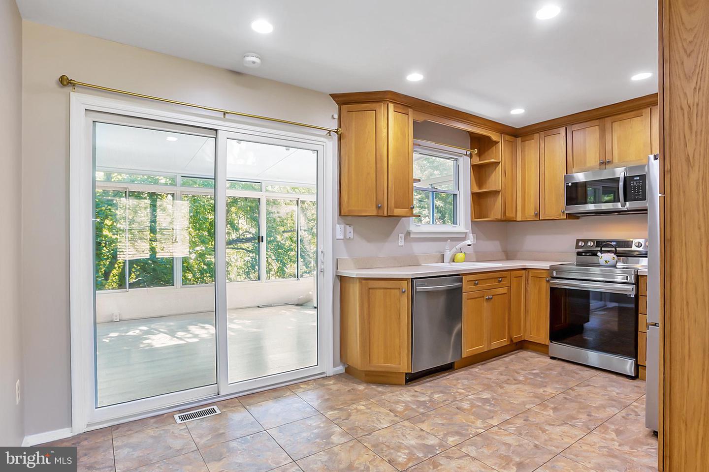 Ellicott City, Maryland, 21043, United States, 3 Bedrooms Bedrooms, ,2 BathroomsBathrooms,Residential,For Sale,1941928