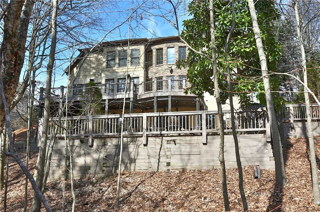 Suwanee, Georgia, 30024, United States, 5 Bedrooms Bedrooms, ,5 BathroomsBathrooms,Residential,For Sale,2025852