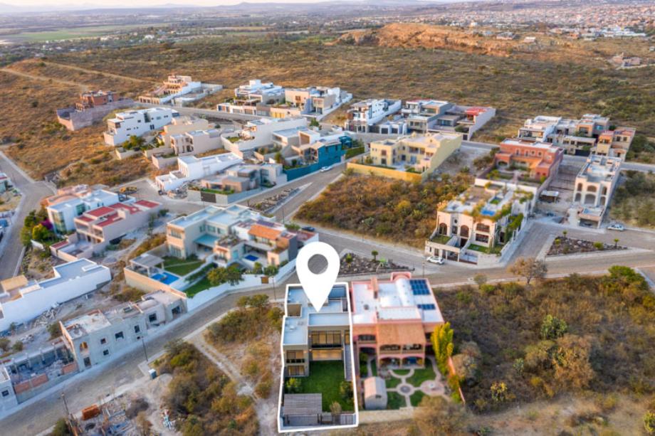 San Miguel de Allende, Guanajuato, 37797, Mexico, 3 Bedrooms Bedrooms, ,5 BathroomsBathrooms,Residential,For Sale,1695188