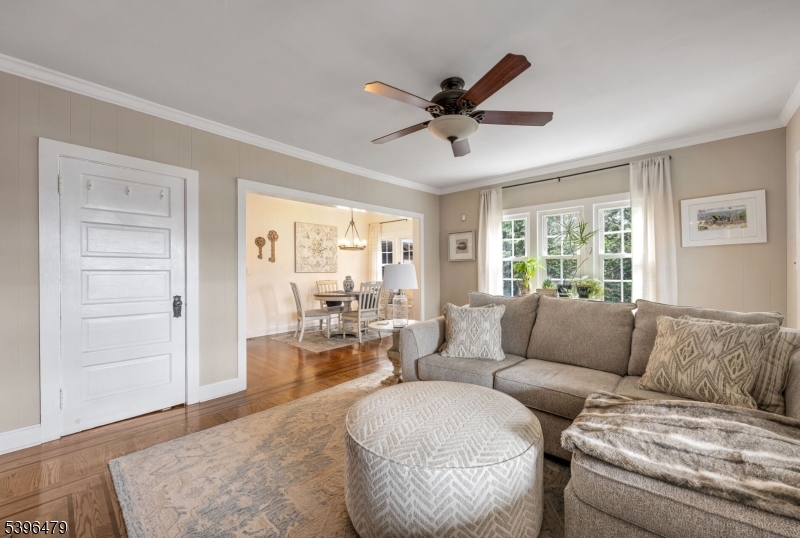 West Milford Twp., New Jersey, 07421, United States, 4 Bedrooms Bedrooms, ,3 BathroomsBathrooms,Residential,For Sale,1992089