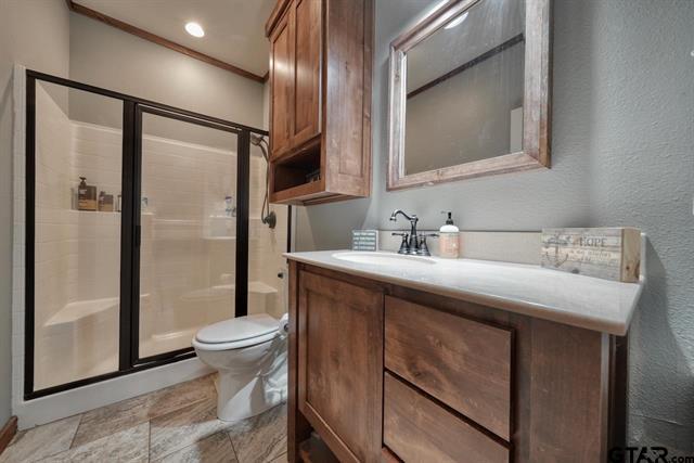 Lindale, Texas, 75771, United States, 4 Bedrooms Bedrooms, ,3 BathroomsBathrooms,Residential,For Sale,1984429