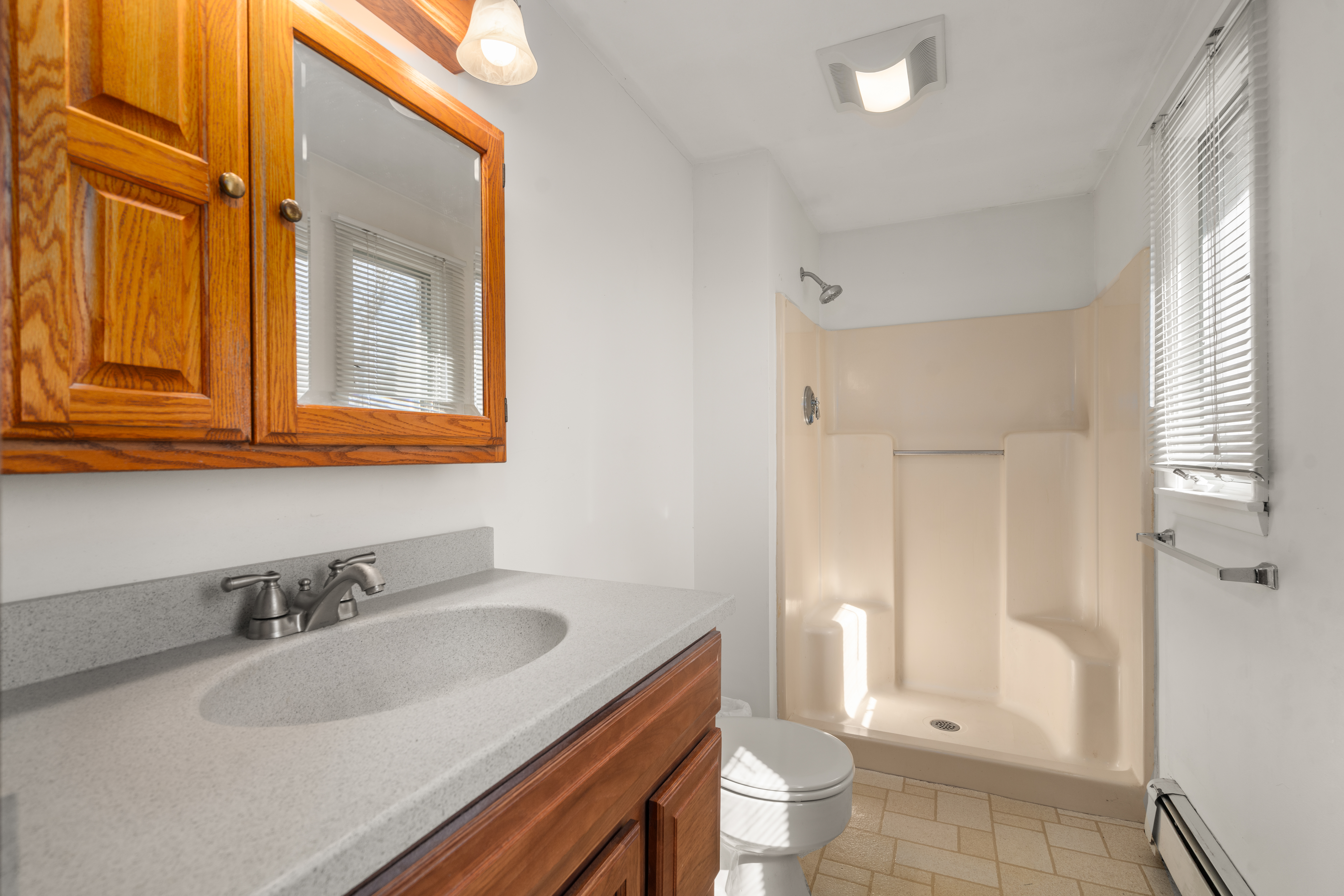  424 Central, Holliston, MA, 01746 - 物件實景