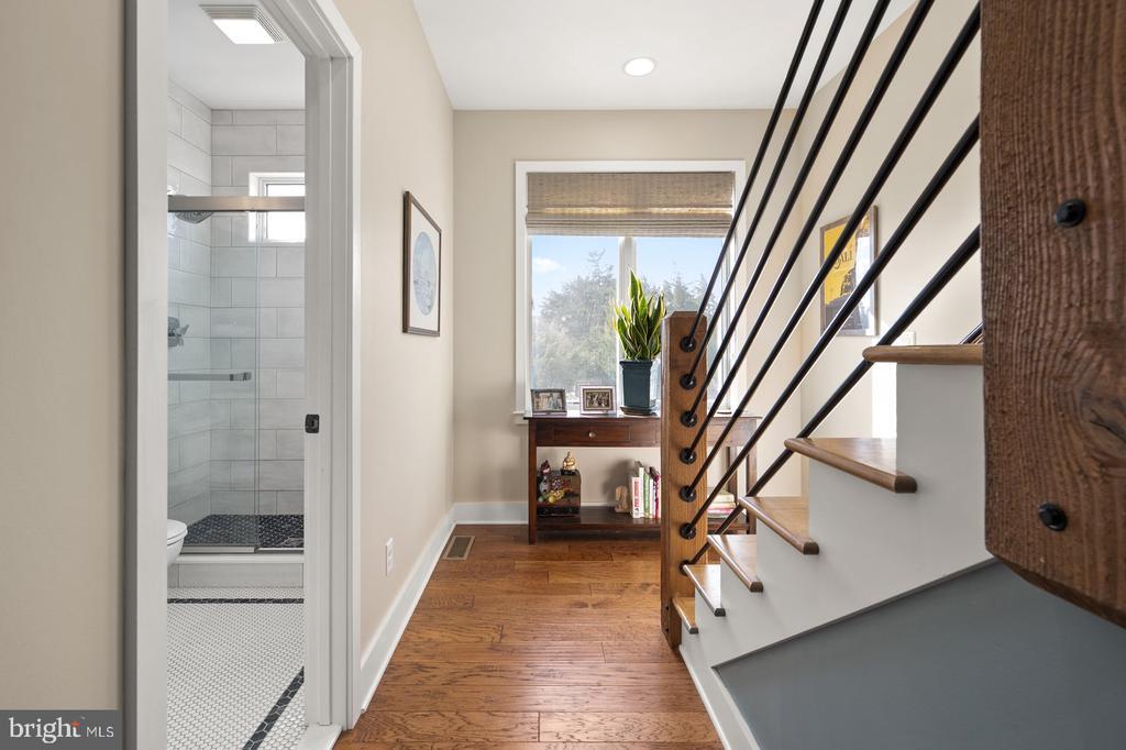 Milton, Delaware, 19968, United States, 5 Bedrooms Bedrooms, ,4 BathroomsBathrooms,Residential,For Sale,2000894