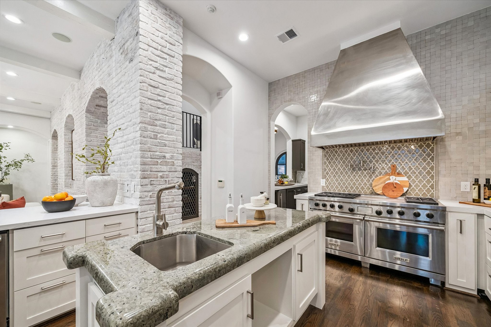  2330 Maroneal Street - 物件實景