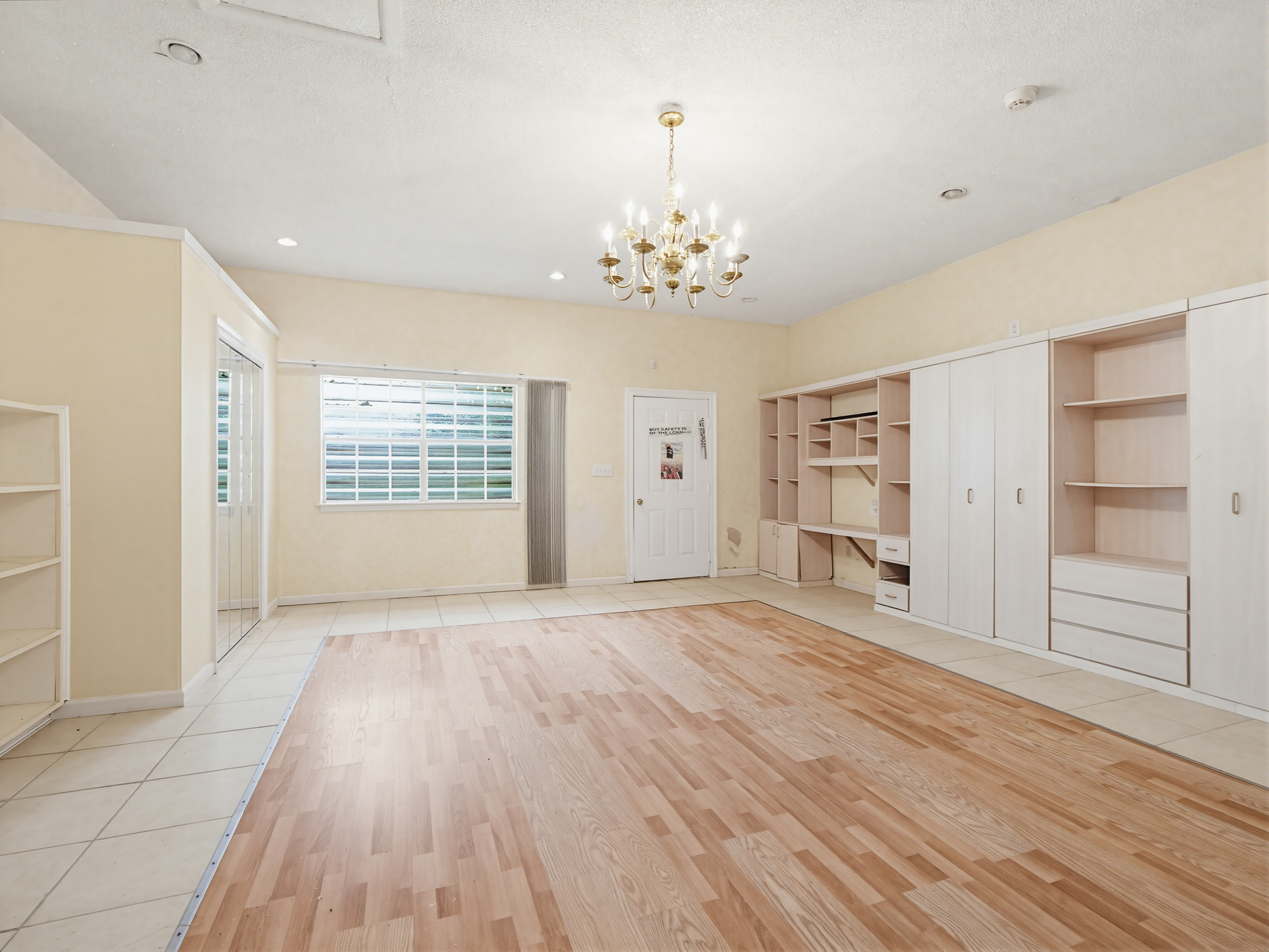 Pensacola, Florida, 32526, United States, 4 Bedrooms Bedrooms, ,5 BathroomsBathrooms,Residential,For Sale,2030758