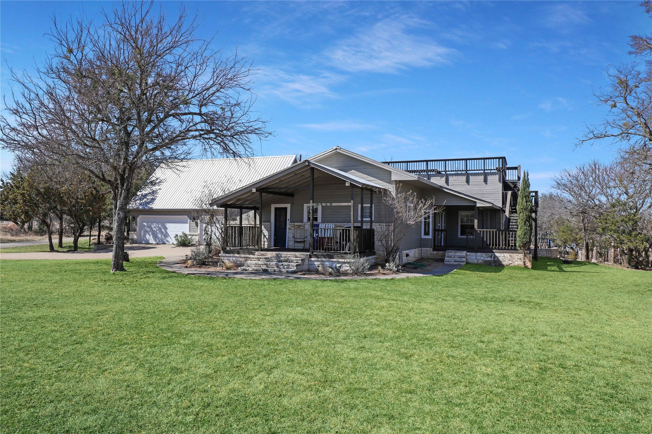 Possum Kingdom Lake, Texas, 76450, United States, 5 Bedrooms Bedrooms, ,3 BathroomsBathrooms,Residential,For Sale,2049060