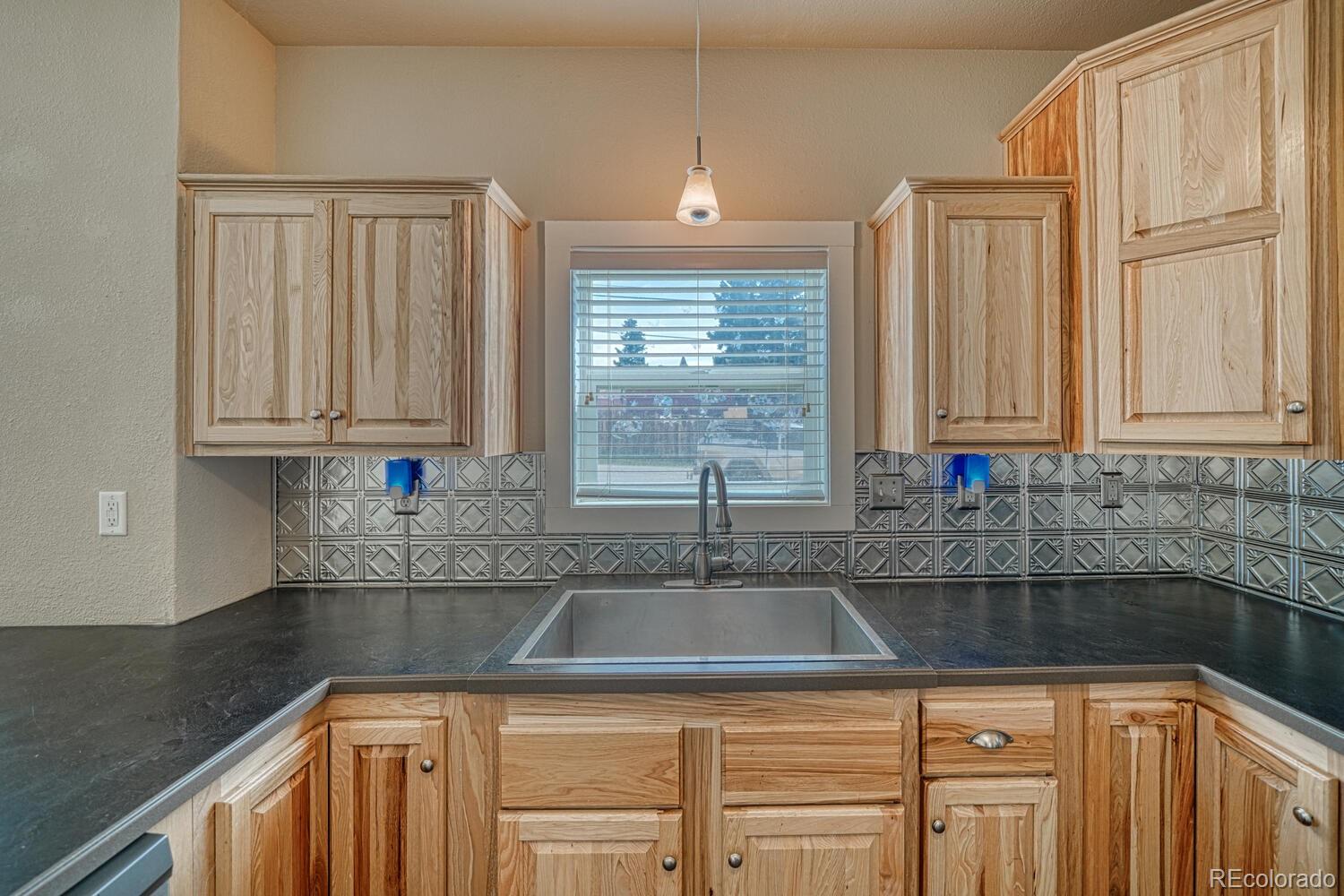 Leadville, Colorado, 80461, United States, 3 Bedrooms Bedrooms, ,2 BathroomsBathrooms,Residential,For Sale,1847315