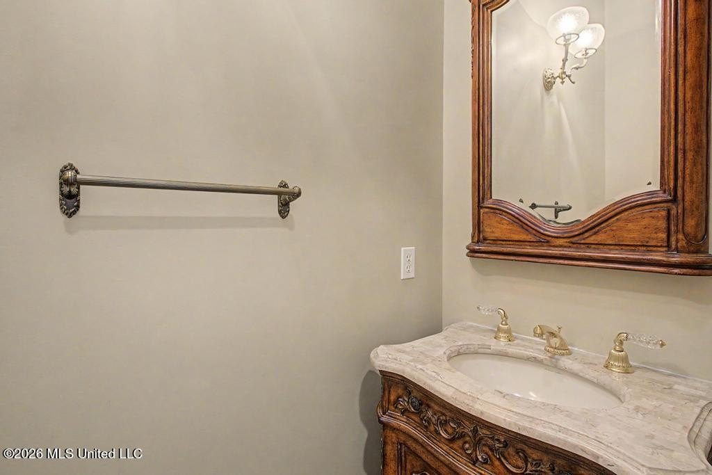 Gulfport, Mississippi, 39503, United States, 6 Bedrooms Bedrooms, ,7 BathroomsBathrooms,Residential,For Sale,2048640