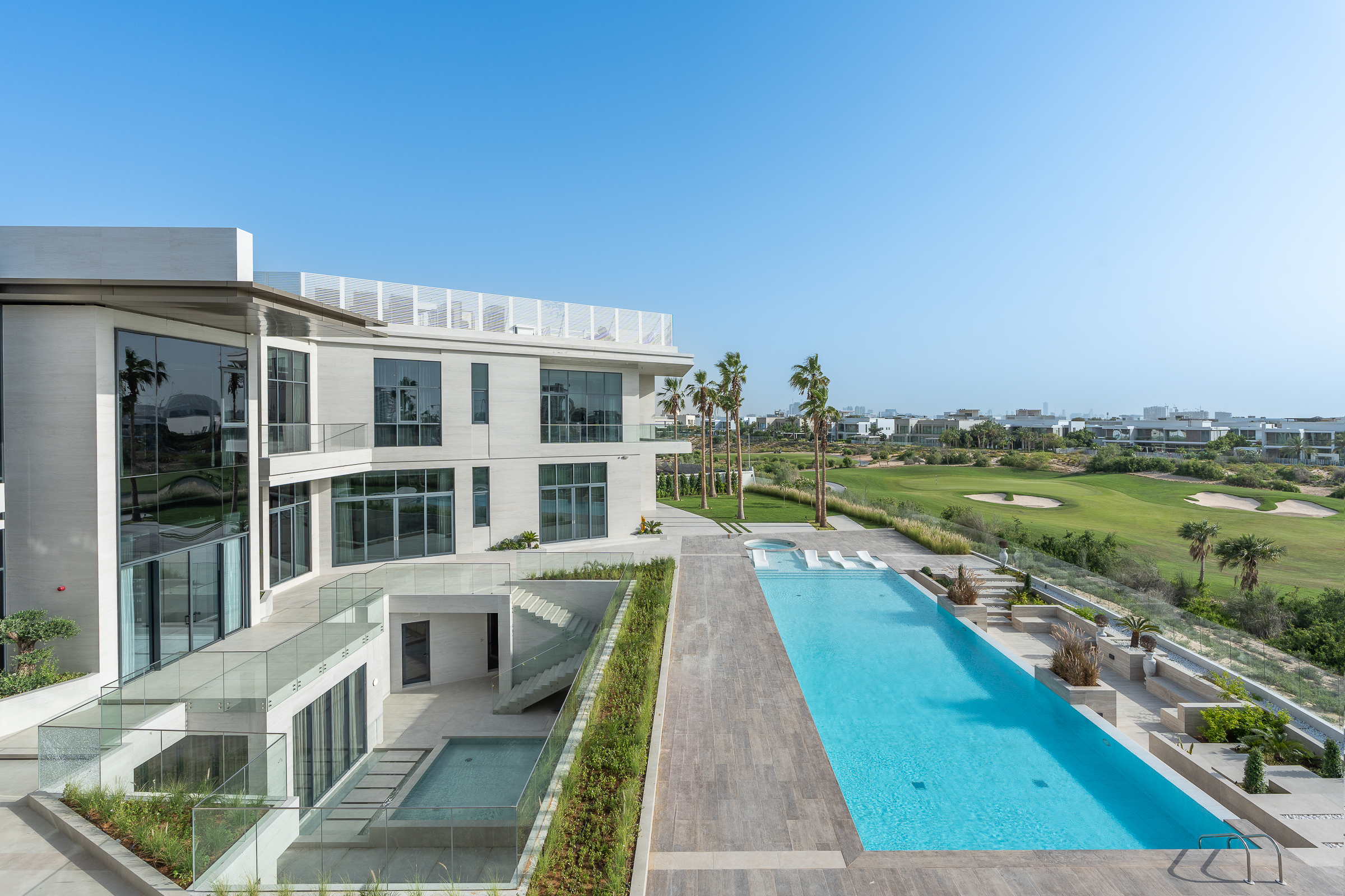  Luxurious 8-Bedroom Mansion with Panoramic Golf Course View - 物件實景