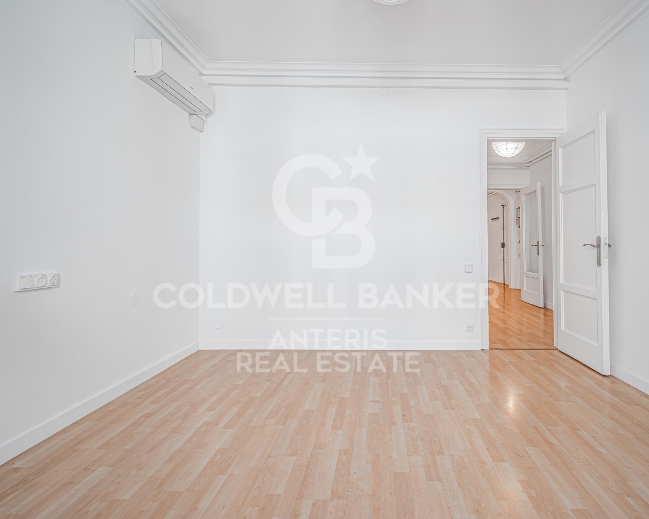 Barcelona, Catalonia, ES, 4 Bedrooms Bedrooms, ,Residential,For Sale,1882730