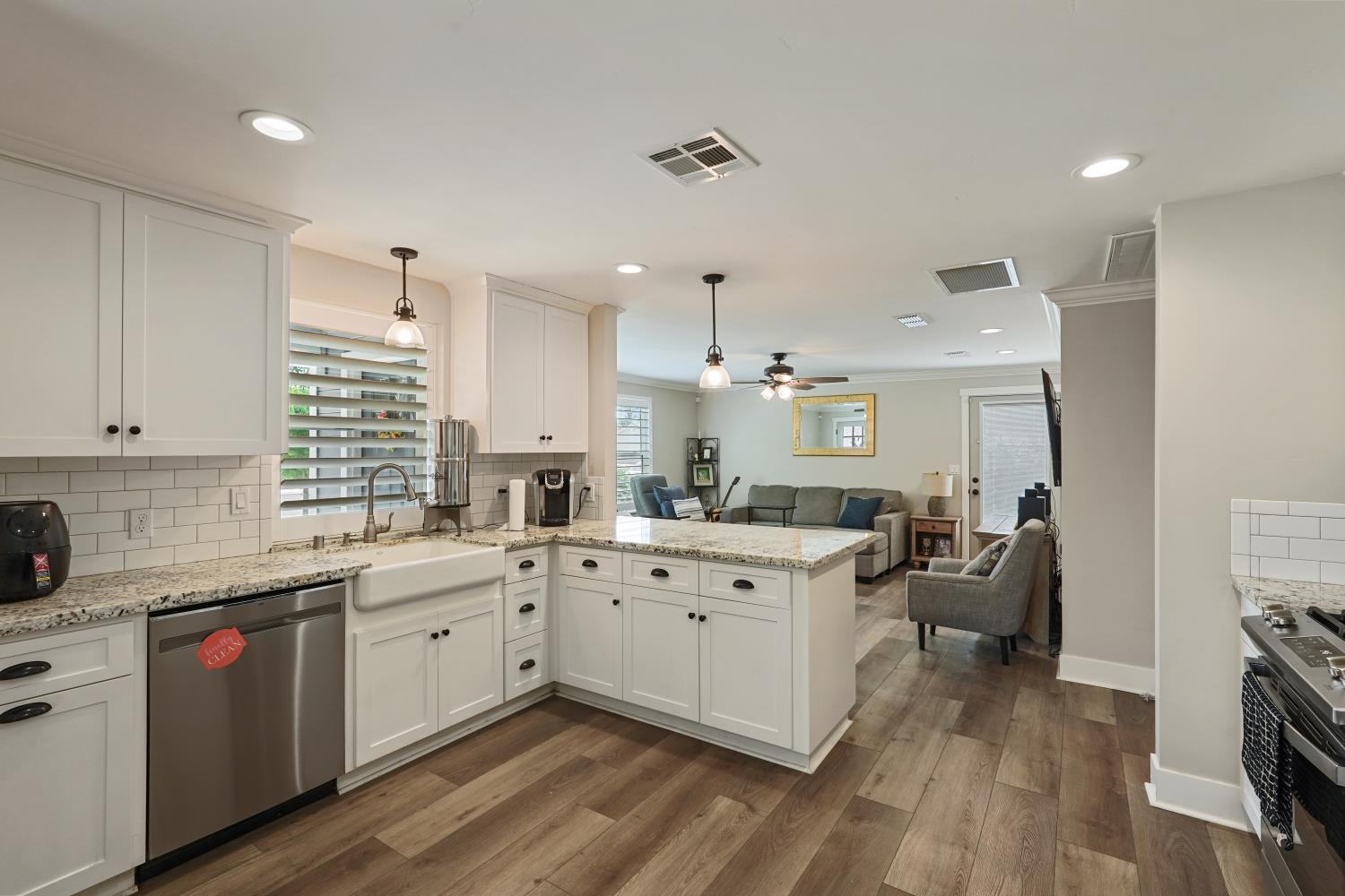 Woodbridge, California, 95258, United States, 2 Bedrooms Bedrooms, ,2 BathroomsBathrooms,Residential,For Sale,2049310