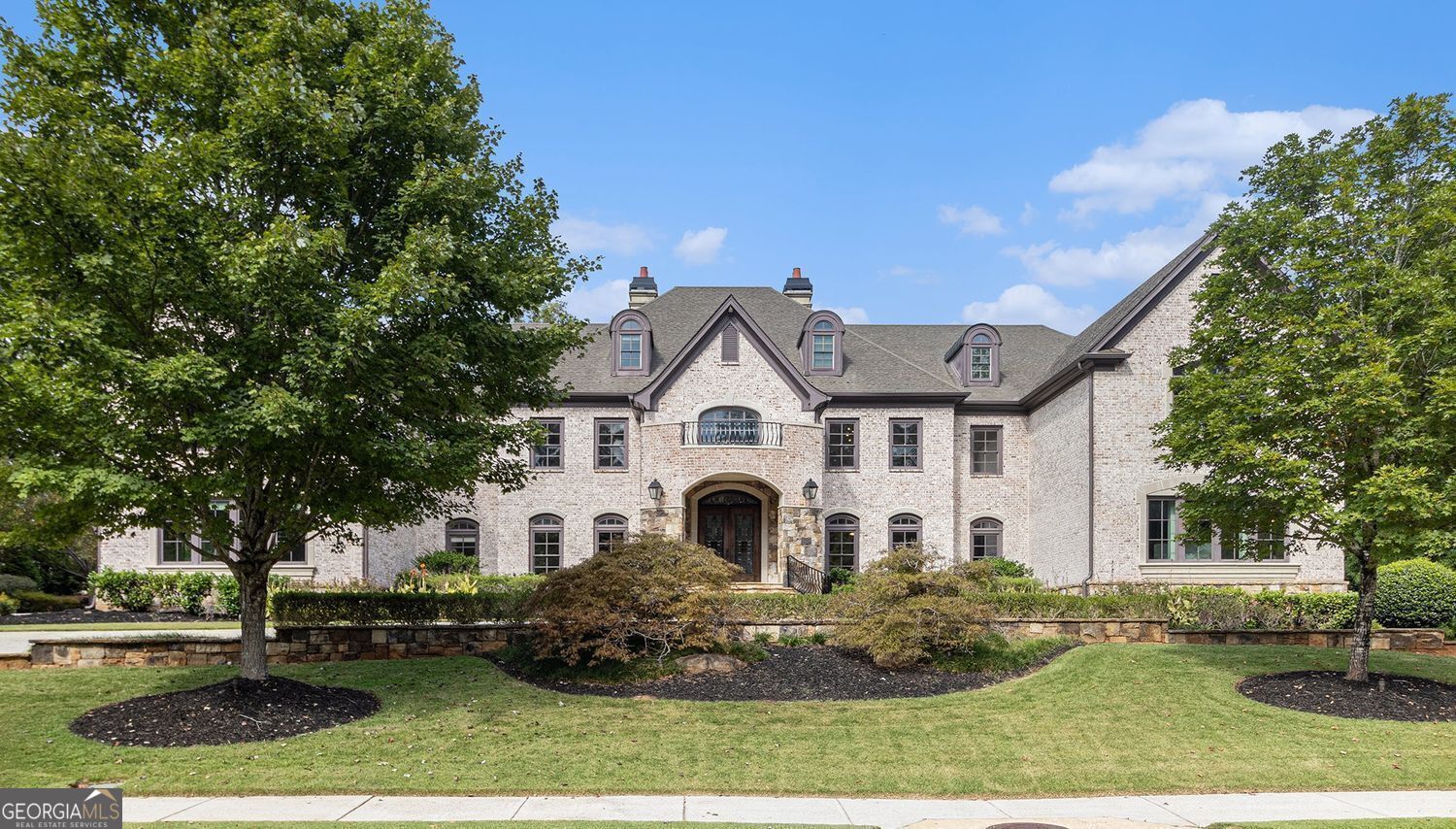 Roswell, Georgia, 30075, United States, 9 Bedrooms Bedrooms, ,15 BathroomsBathrooms,Residential,For Sale,1953234