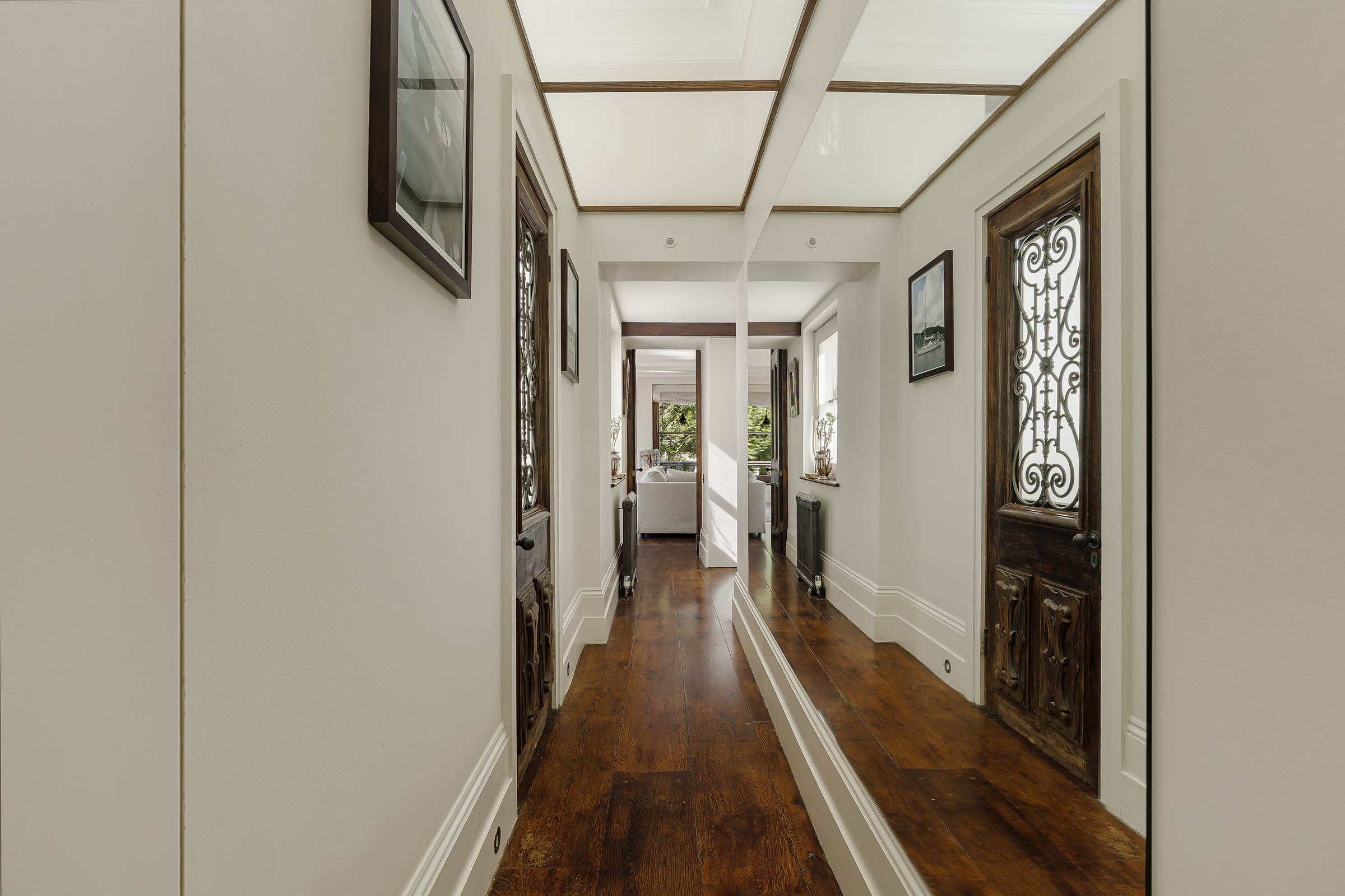  A Raised Ground Floor Apartment with a South-West Facing Garden and Garage - 物件實景