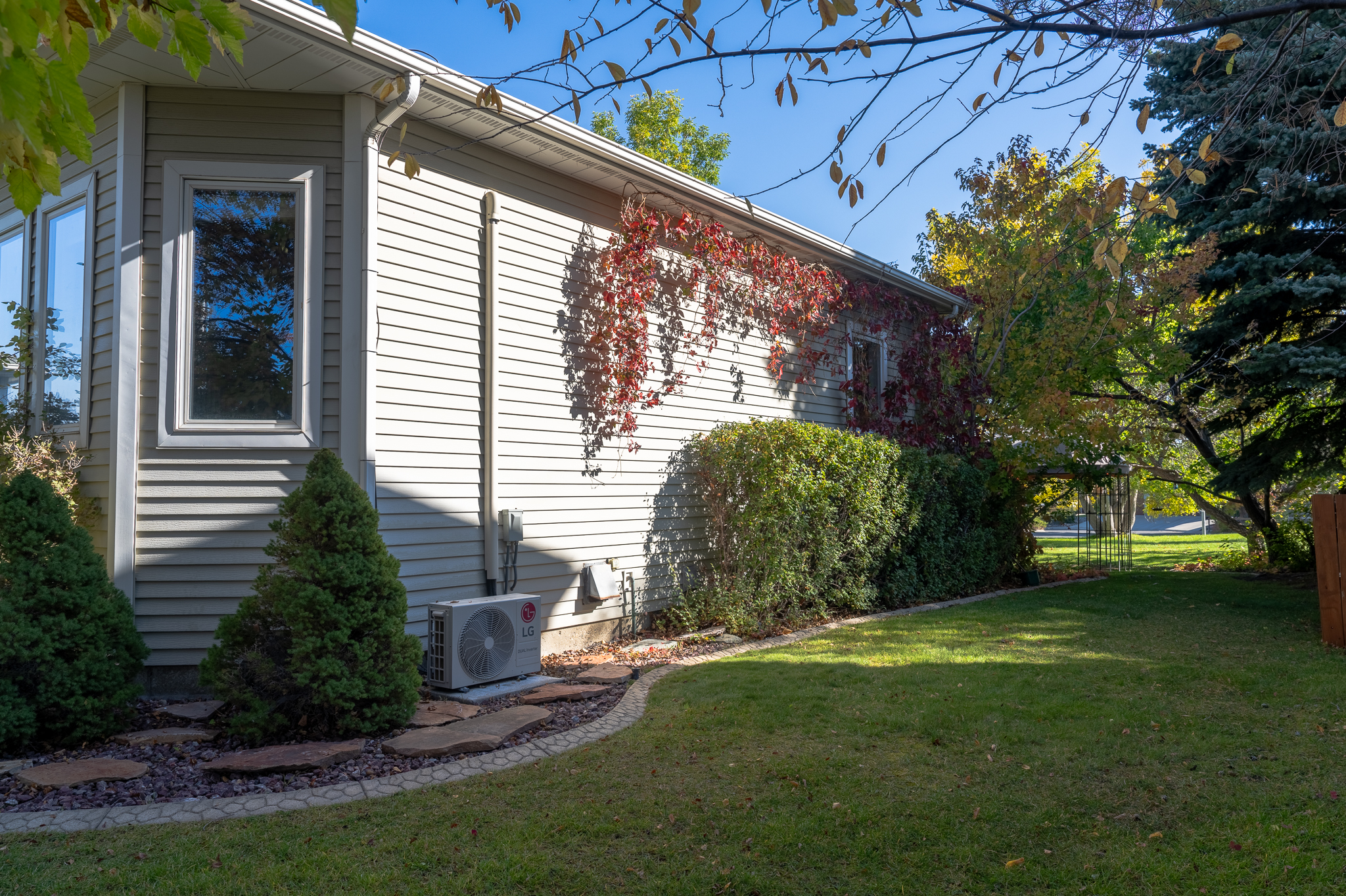 Helena, Montana, 59601, United States, 4 Bedrooms Bedrooms, ,4 BathroomsBathrooms,Residential,For Sale,1984515