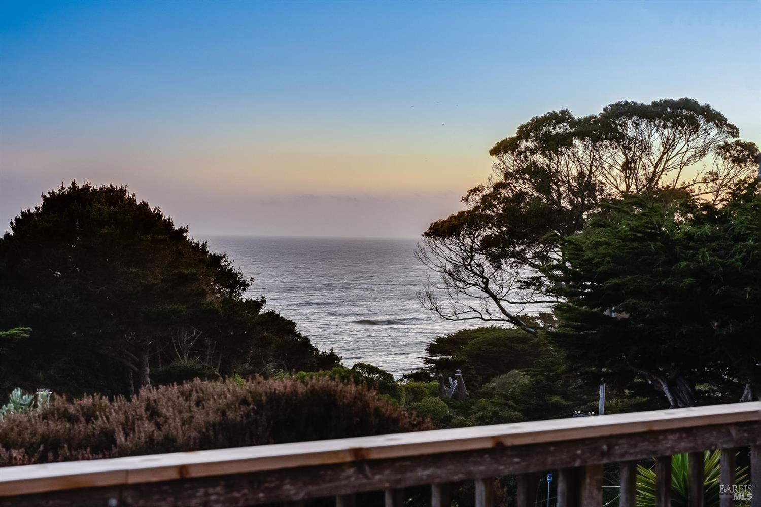 Bolinas, California, 94924, United States, 2 Bedrooms Bedrooms, ,3 BathroomsBathrooms,Residential,For Sale,1906337
