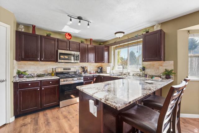 Stansbury Park, Utah, 84074, United States, 4 Bedrooms Bedrooms, ,3 BathroomsBathrooms,Residential,For Sale,2005364