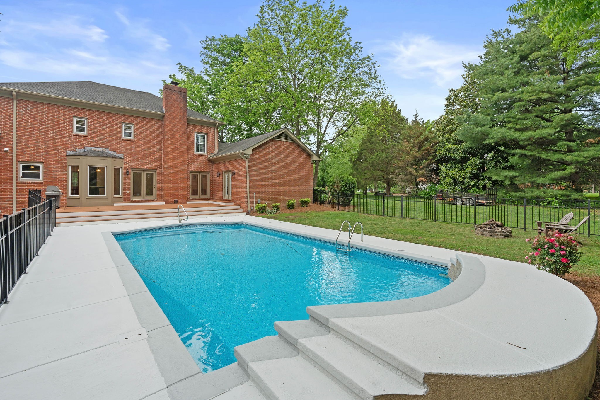 Brentwood, Tennessee, 37027, United States, 4 Bedrooms Bedrooms, ,6 BathroomsBathrooms,Residential,For Sale,1987820