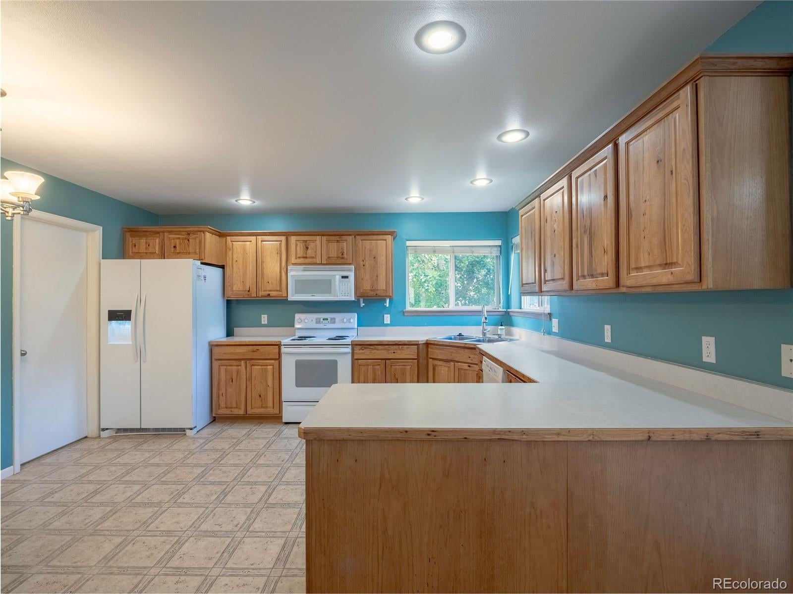 Salida, Colorado, 81201, United States, 2 Bedrooms Bedrooms, ,1 BathroomBathrooms,Residential,For Sale,1866151