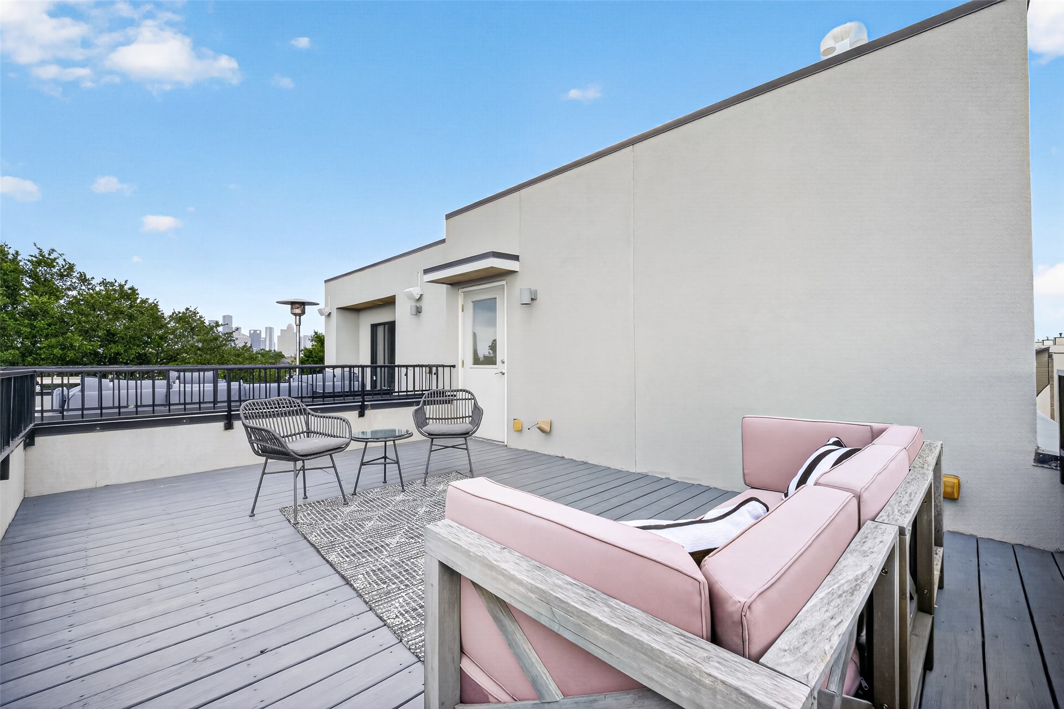  1613 Vermont Street B - 物件實景