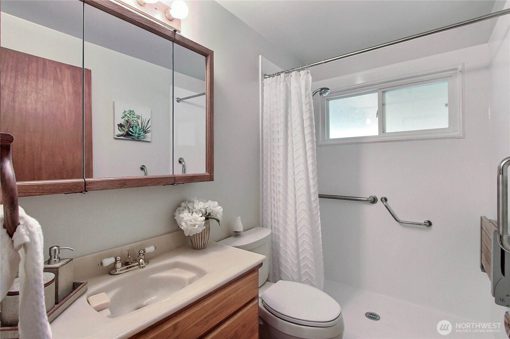 Renton, Washington, 98058, United States, 3 Bedrooms Bedrooms, ,Residential,For Sale,1919615