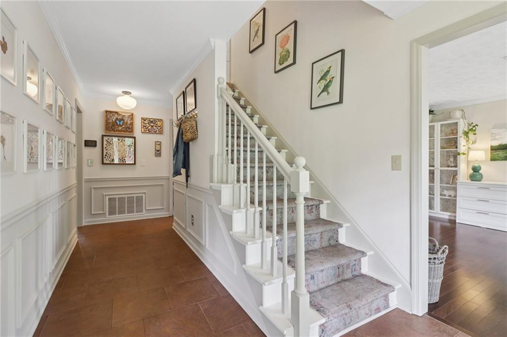 Marietta, Georgia, 30062, United States, 4 Bedrooms Bedrooms, ,3 BathroomsBathrooms,Residential,For Sale,1905534