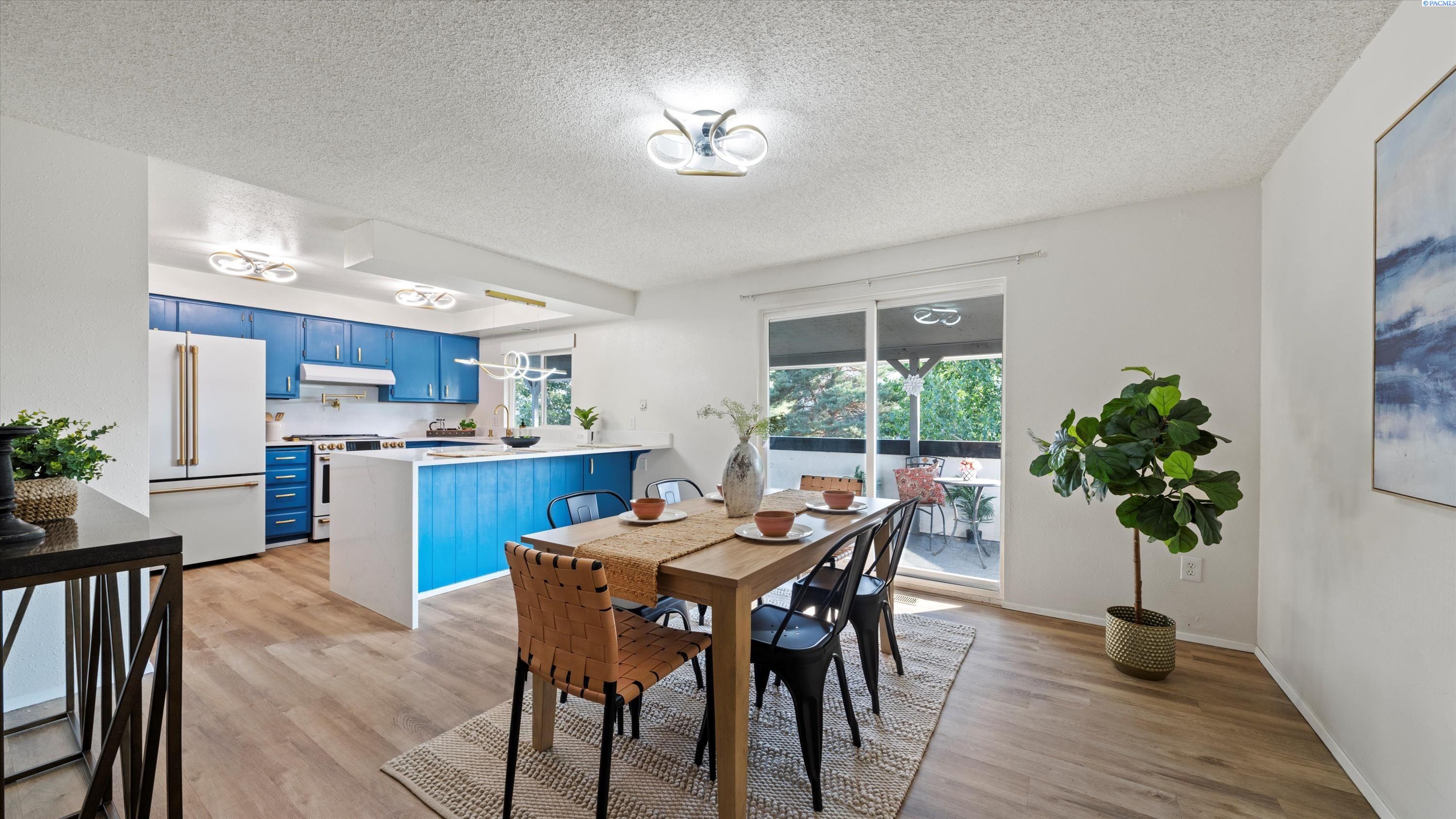 Kennewick, Washington, 99338, United States, 4 Bedrooms Bedrooms, ,1 BathroomBathrooms,Residential,For Sale,1933317
