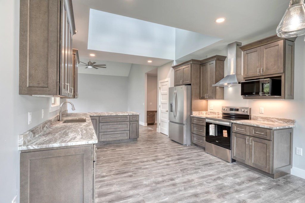 Hiawassee, Georgia, 30546, United States, 3 Bedrooms Bedrooms, ,3 BathroomsBathrooms,Residential,For Sale,1982647