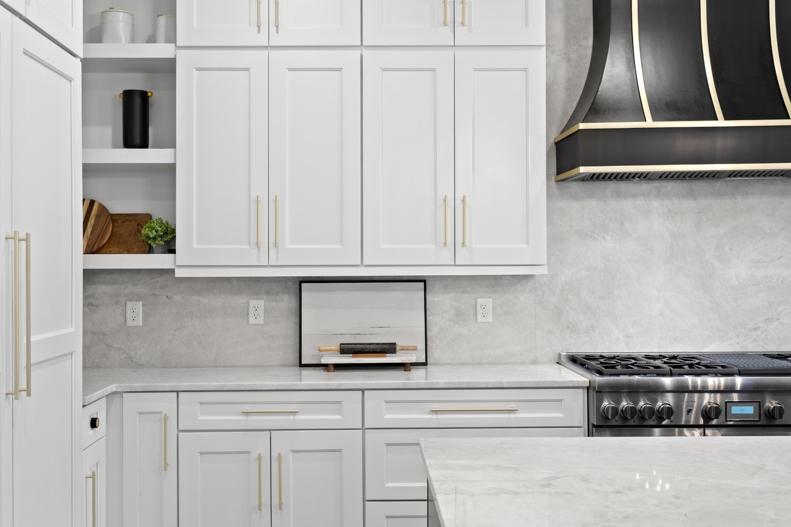 Tampa, Florida, 33609, United States, 5 Bedrooms Bedrooms, ,5 BathroomsBathrooms,Residential,For Sale,2008551