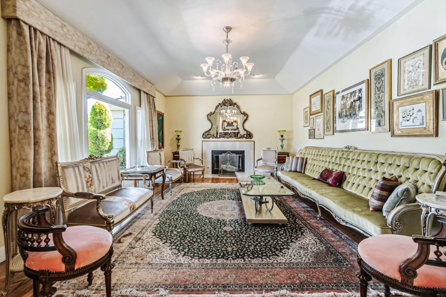 Saratoga, California, 95070, United States, 5 Bedrooms Bedrooms, ,6 BathroomsBathrooms,Residential,For Sale,1891032