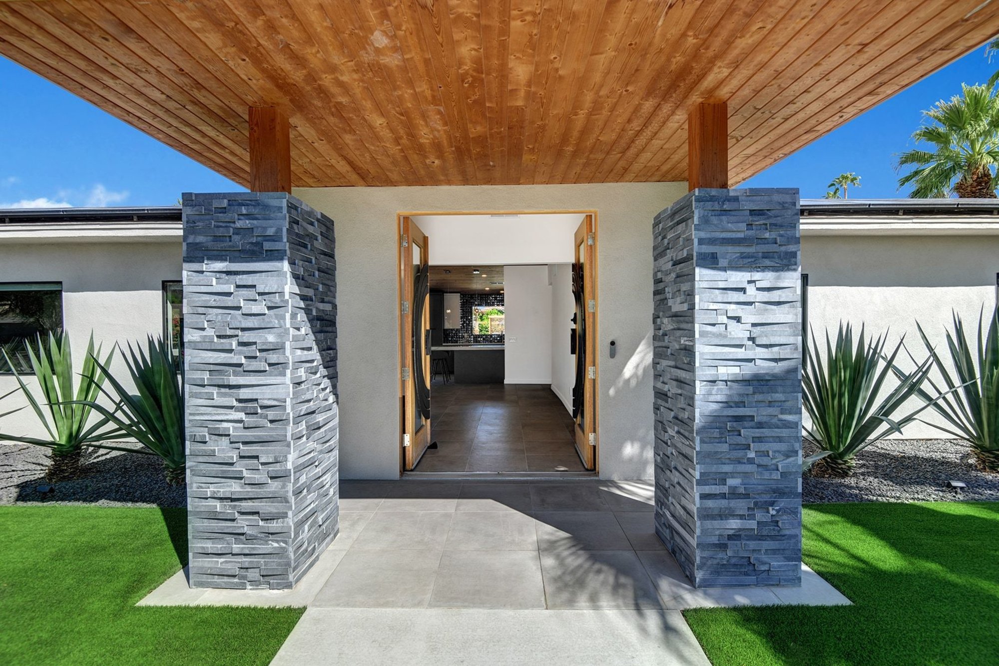 Rancho Mirage Reimagined Mid-Century Retreat an Expansive .43-Acre Lot - 物件實景