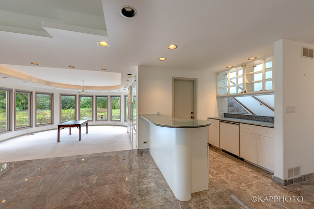 Joliet, Illinois, 60404, United States, 5 Bedrooms Bedrooms, ,6 BathroomsBathrooms,Residential,For Sale,1887940