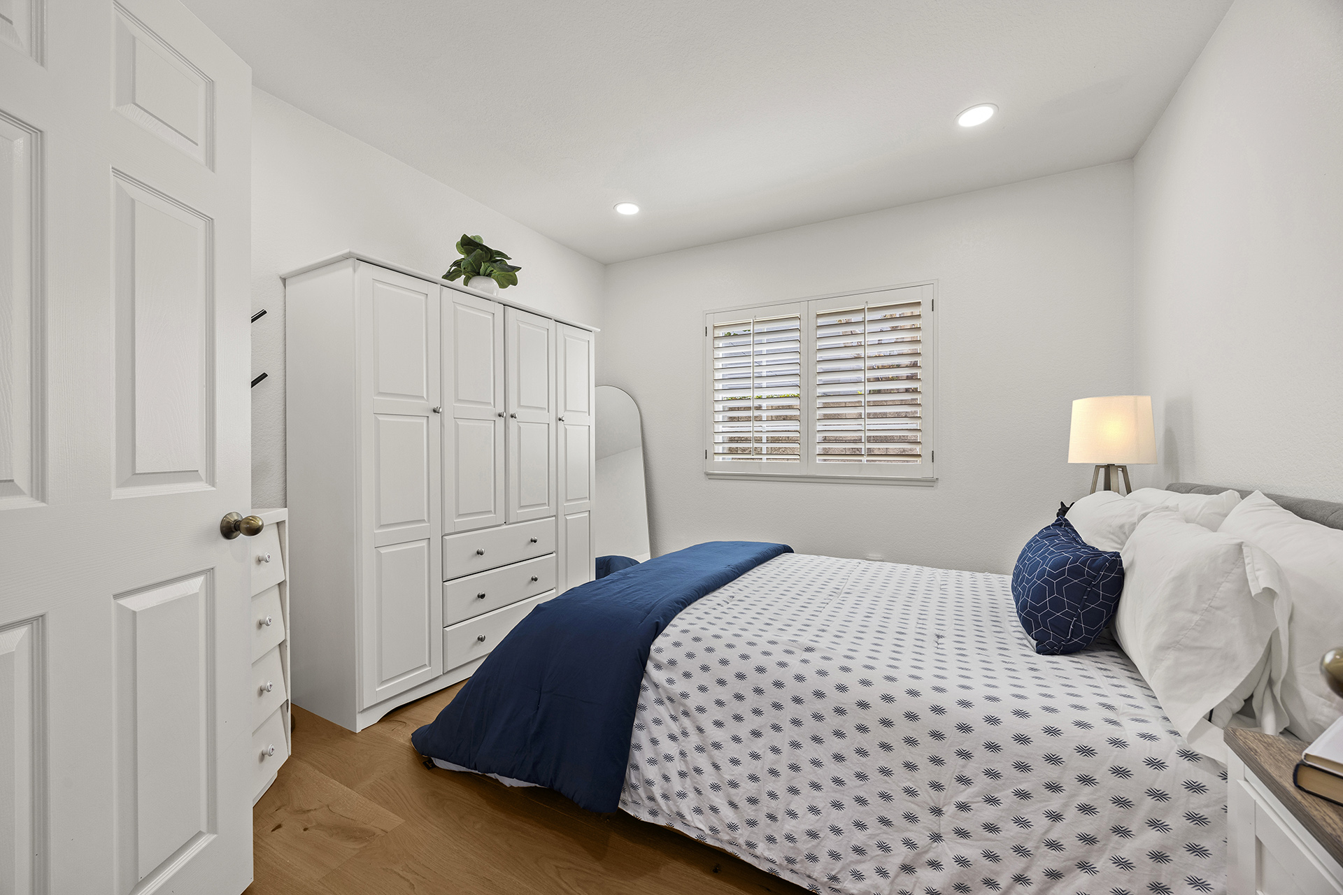 Walnut, California, 91789, United States, 5 Bedrooms Bedrooms, ,3 BathroomsBathrooms,Residential,For Sale,2048876
