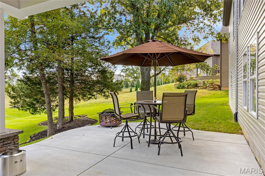 Lake St Louis, Missouri, 63367, United States, 4 Bedrooms Bedrooms, ,4 BathroomsBathrooms,Residential,For Sale,1987646